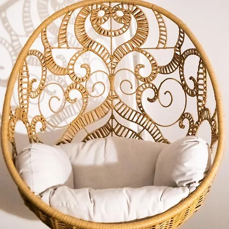 Les Doux Secrets De Bergere