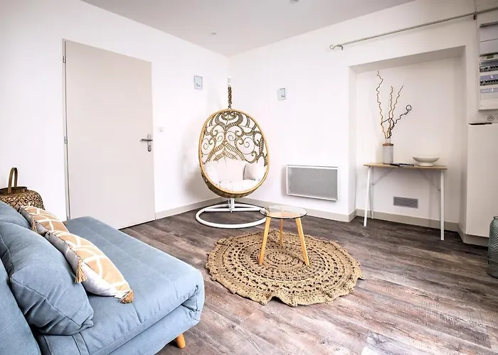 Les Doux Secrets De Bergere * Périgueux