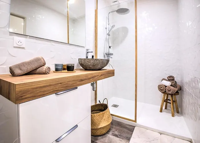 Les Doux Secrets De Bergere * Périgueux